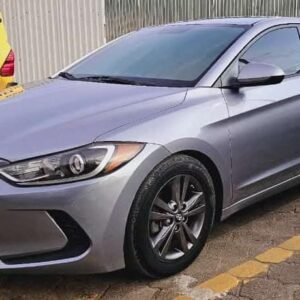 🚗 HYUNDAI ELANTRA (O Similar)
