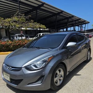 🚗 HYUNDAI ELANTRA (O Similar)