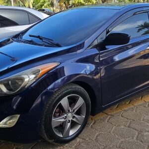🚗 HYUNDAI ELANTRA (O Similar)