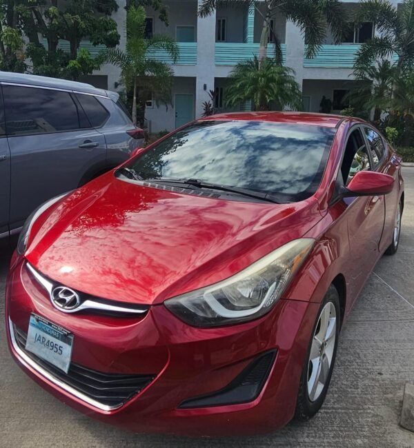 🚗 HYUNDAI ELANTRA (O Similar)
