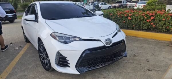 TOYOTA COROLLA (O Similar) - Imagen 4