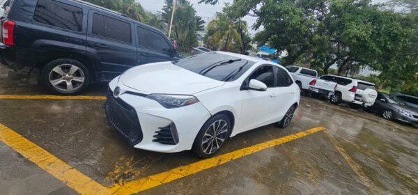 TOYOTA COROLLA (O Similar)