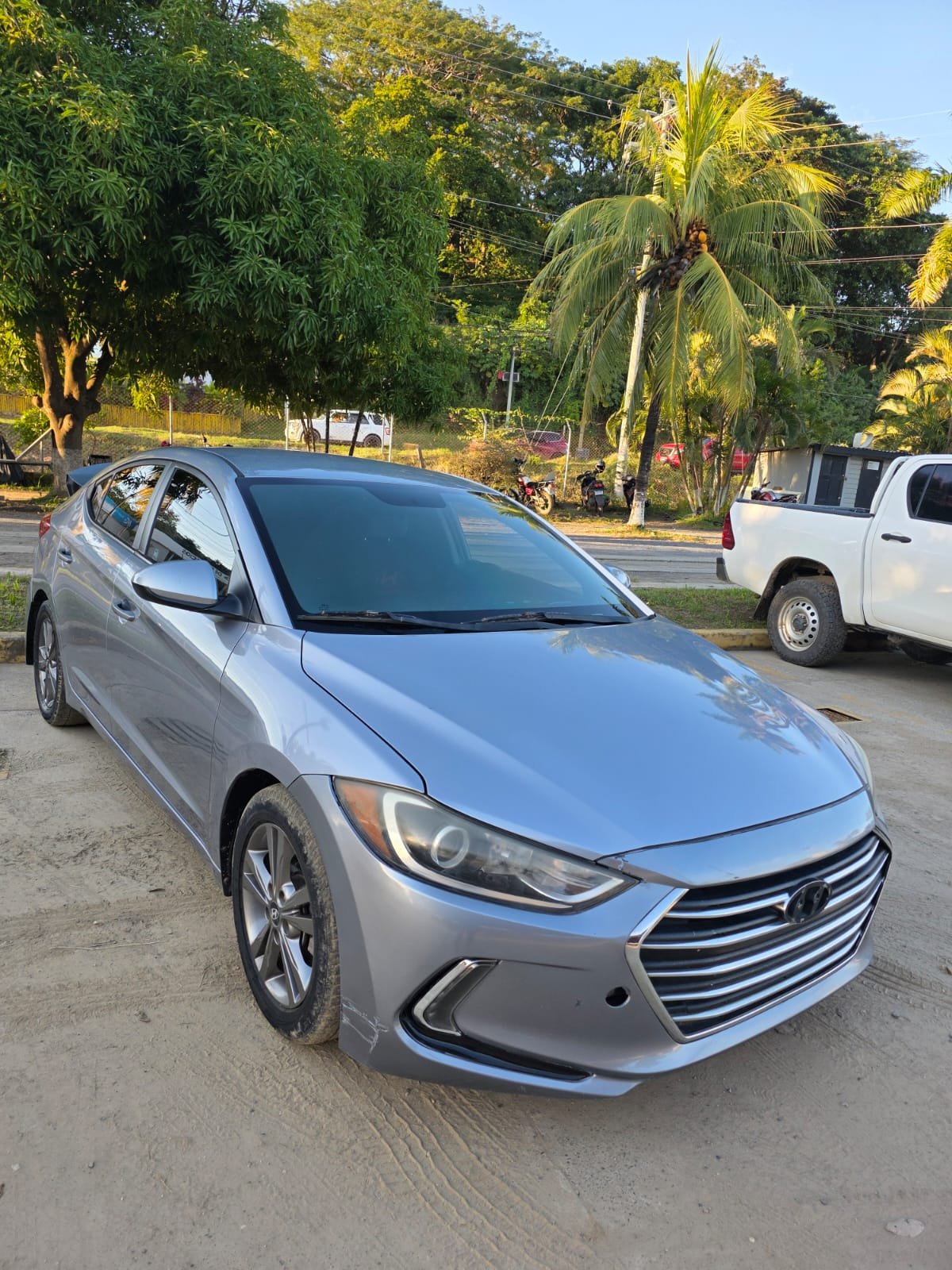 ✨ HYUNDAI ELANTRA